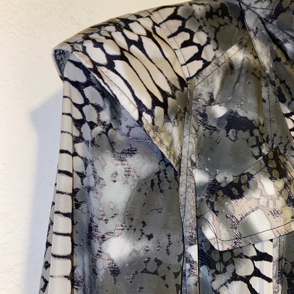 Armani Exchange Coat - Picture 4 of 9